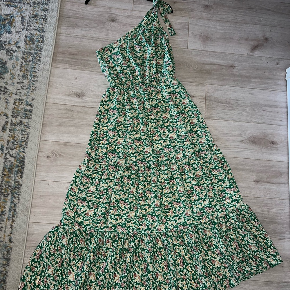 Floral Green One-Shoulder Dress